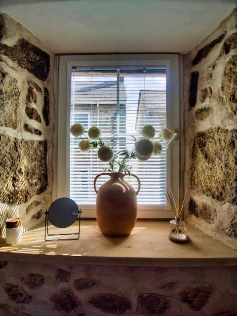 Knocker Cottage Is A 3 Bedroom Made Up Of 1 Double Bedroom And 2 Small Double Bedrooms In Small Village 10 Min To Beaches Camborne Exterior foto