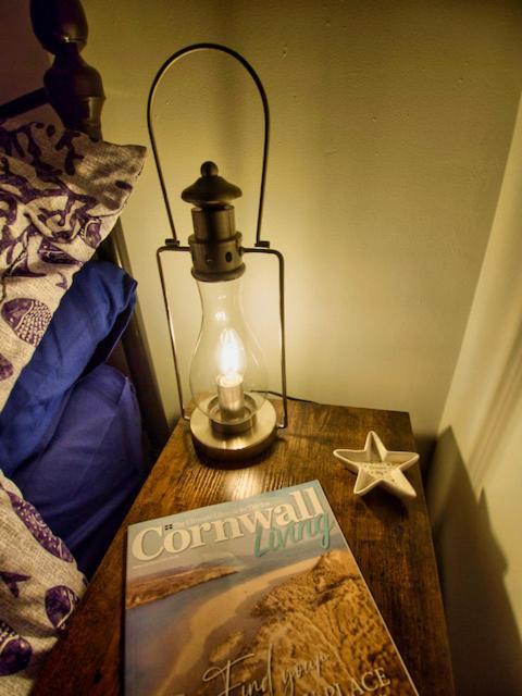 Knocker Cottage Is A 3 Bedroom Made Up Of 1 Double Bedroom And 2 Small Double Bedrooms In Small Village 10 Min To Beaches Camborne Exterior foto